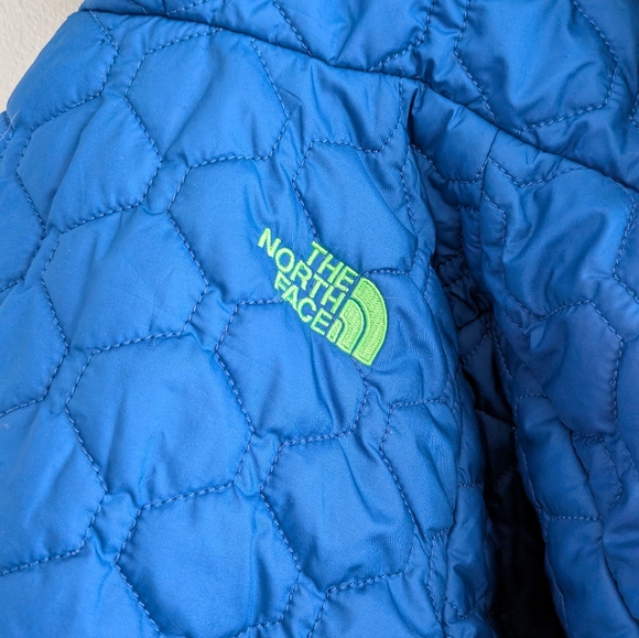 The North Face Toddler Reversible Jacket – Blue/Green Print – Size 18-24 Months - Picture 3 of 8